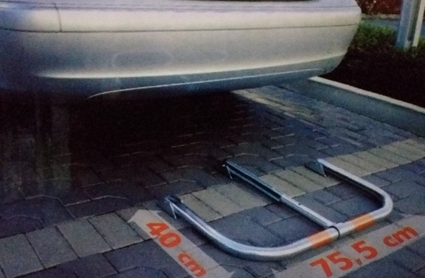 Medidas valla parkin plegada.